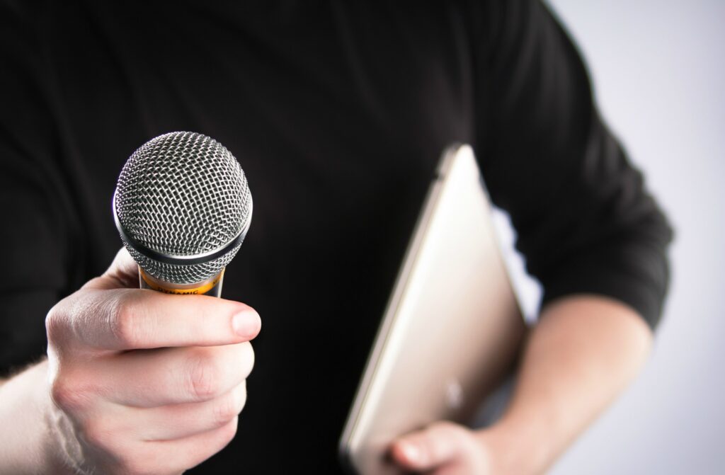 Interview Guide Mikrophone - Kostenloser Download: Interview Guide für Presse, Radio, TV