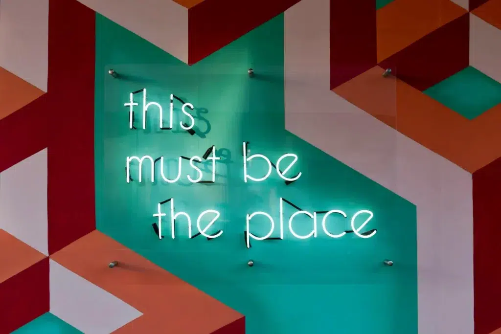 Neon sign "This must be the place"