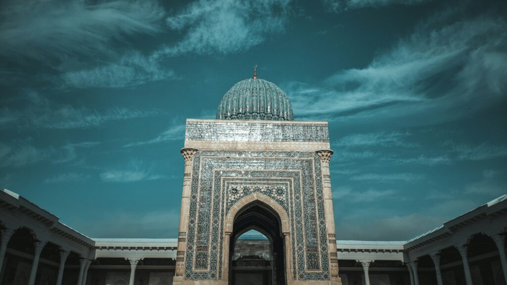 ways alfan fuH1AUZNc1E unsplash - Planet Storytelling: Usbekistan