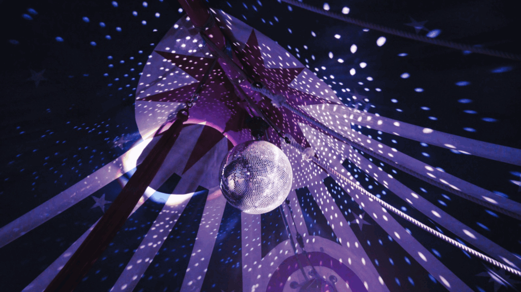 Corporate Influencer vs Company Profile - Company Profile vs. Corporate Influencer – wer gewinnt das Spiel um Reichweite, Relevanz und Resonanz auf LinkedIn?