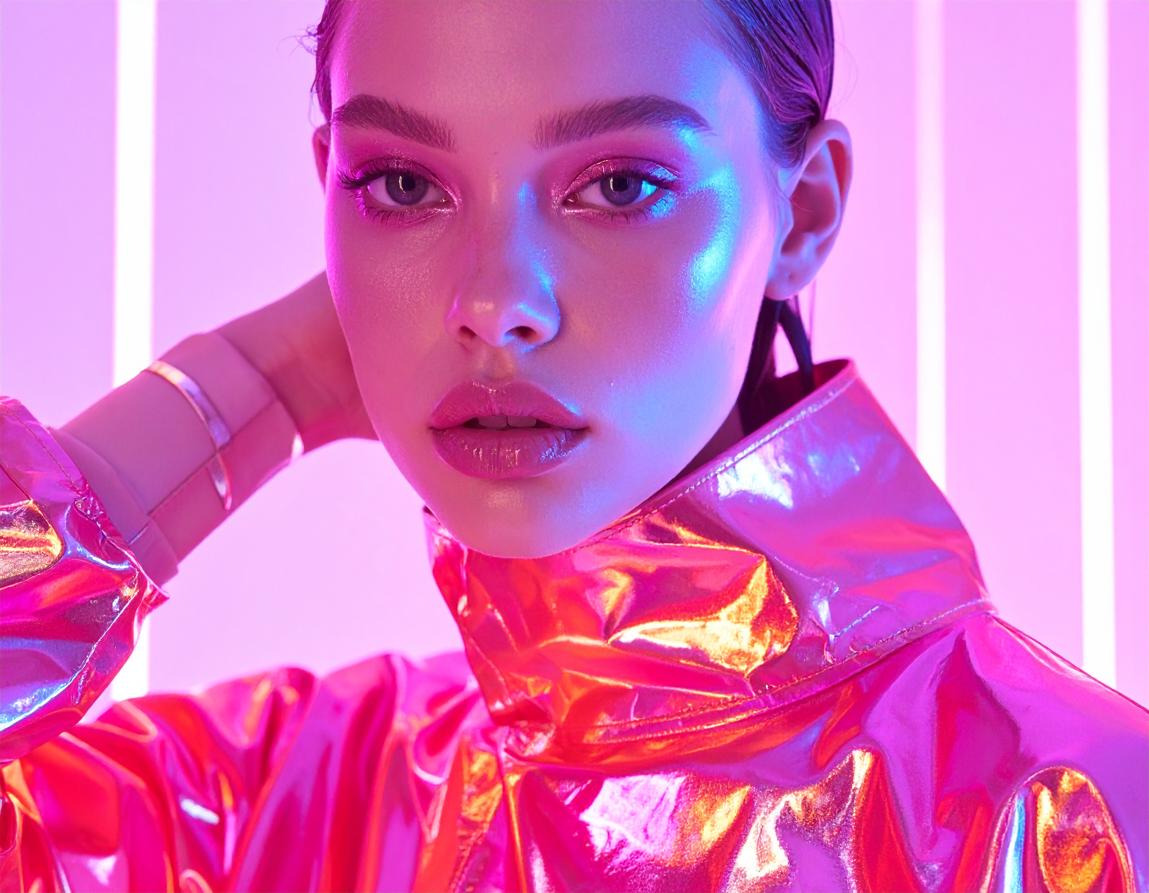 Virtuelle Models und Deepfakes in der Mode: Täuschung oder kreative Revolution?